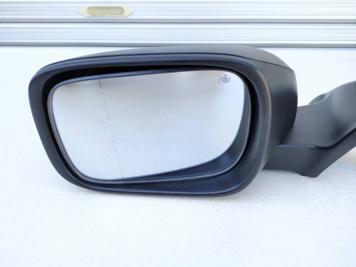  Volvo XC70 SB5254AWL latter term left door mirror ASSY electric storage, heater, motor normal operation verification ending less black resin gray product number 30744771