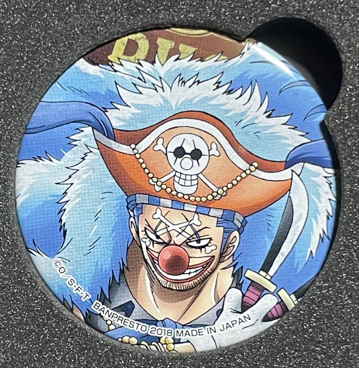 超激安 ONEPIECE ワンピース 20周年記念 限定衣装 缶バッジ シャンクス
