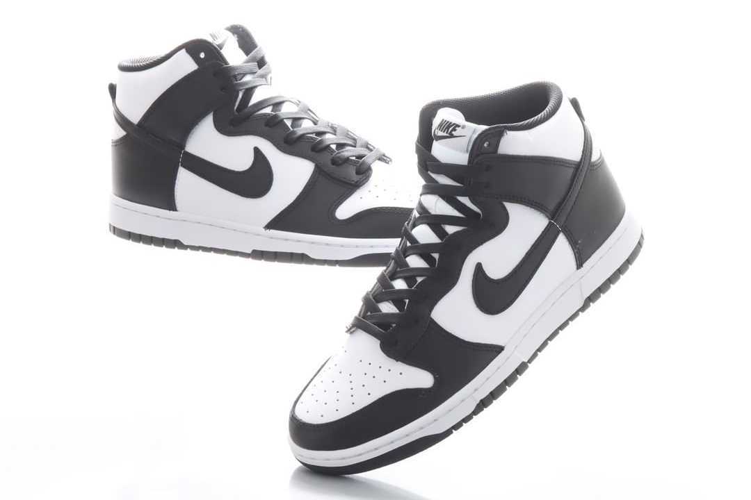 新品未使用☆黒タグ☆27.5cm☆Nike Dunk High Championship White