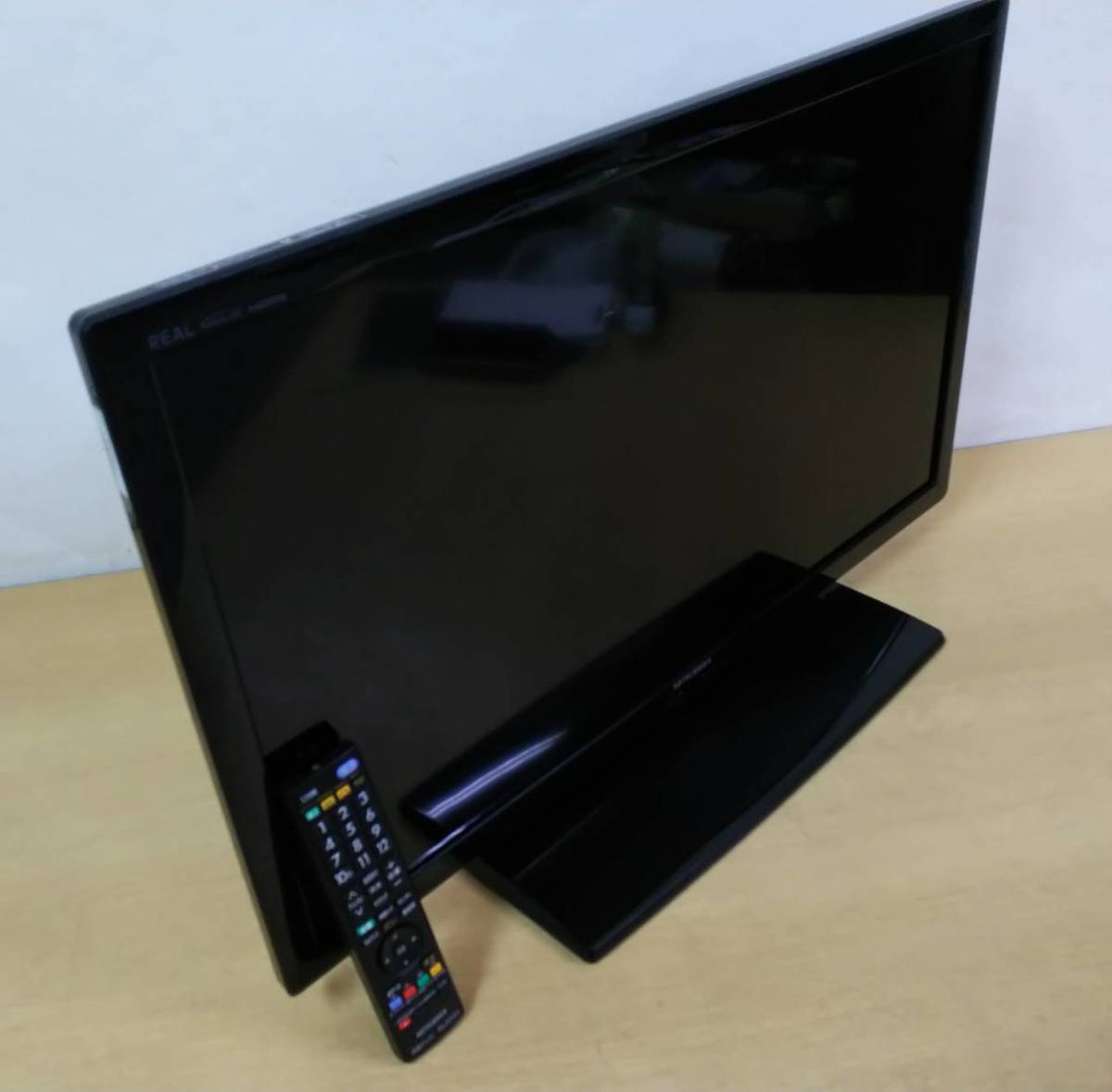 良品 三菱 REAL 地上・BS・110度CSデジタルハイビジョン 省エネLEDテレビ32型 LCD-32LB4 手動スイーベル・しゃべるテレビ機能搭載 9台有 _画像2