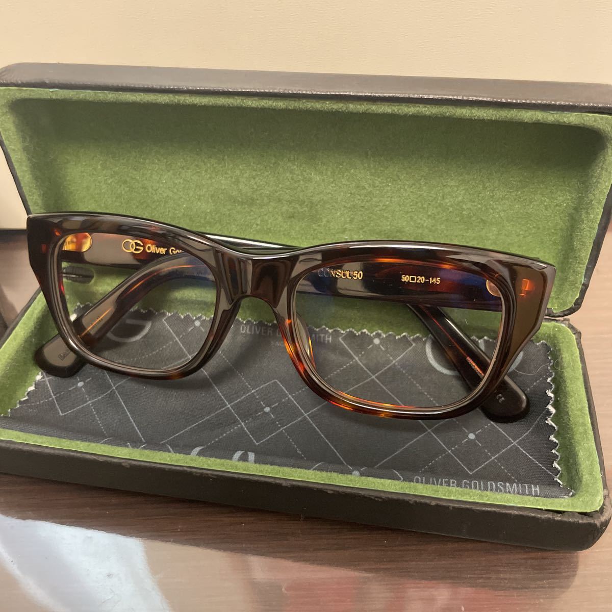 オリバーゴールドスミス CONSUL50 darktortoiseshell | hubcovid.org.br