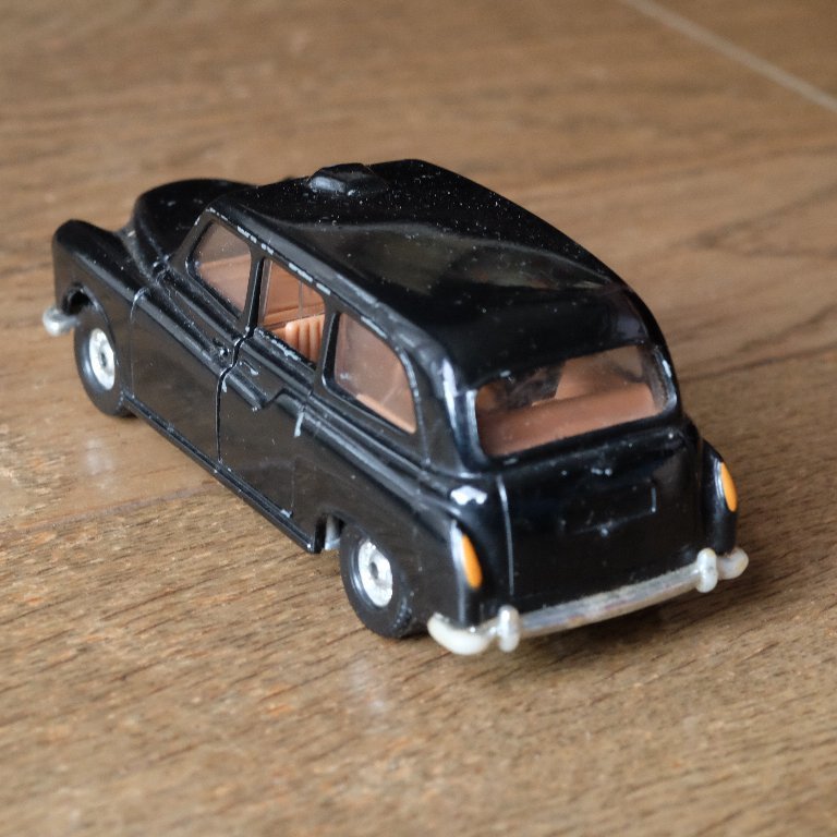 Corgi コーギ　英国製　ミニカー　Austin London Taxi　オースチン ロンドンタクシー　イギリス製　Made in GT.Britain_画像2