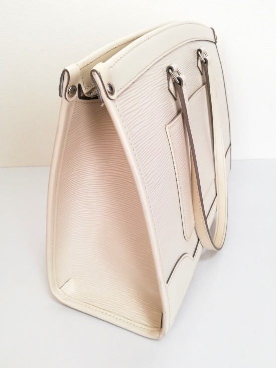 S1286○ルイヴィトン LOUIS VUITTON エピ マドレーヌGM ショルダー