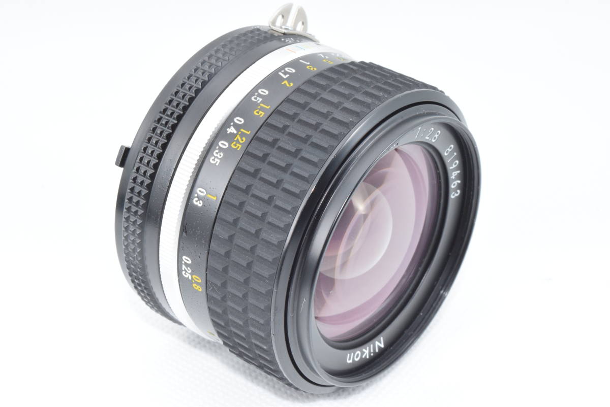 ★動作確認済み 美品★ Nikon ニコン Ai-s Nikkor 28mm F2.8 広角 単焦点レンズ 前後キャップ付き 光学クリア！ _画像4