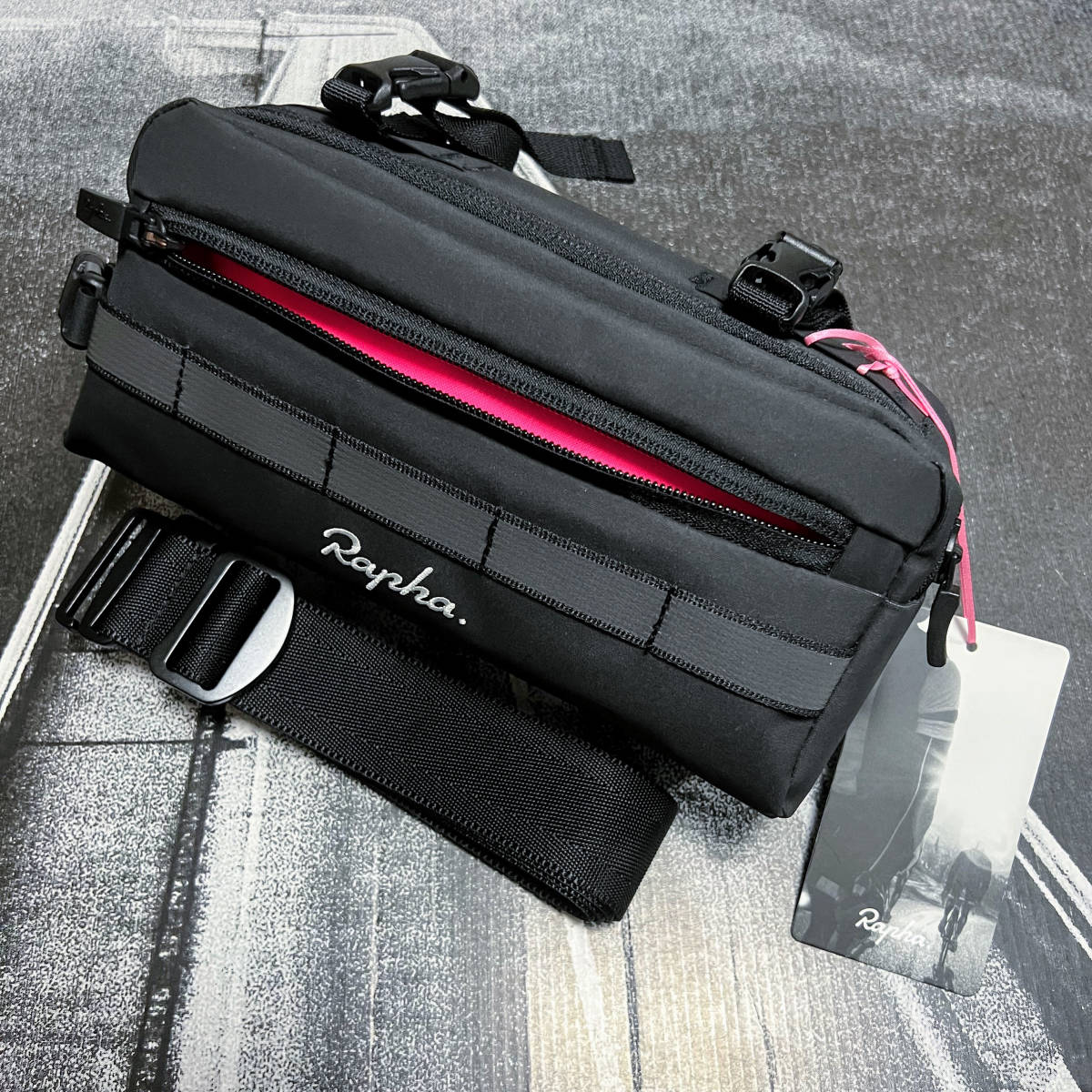 Yahoo!オークション - 新品 Rapha ラファ Bar Bag ブラック バー