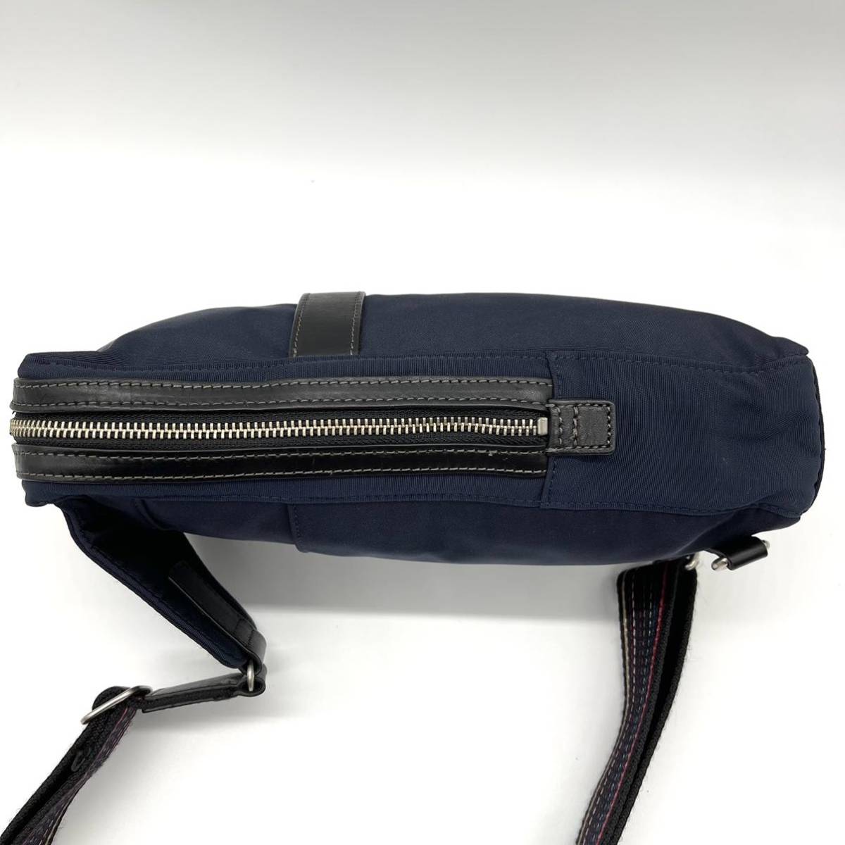 1円 Paul Smith 未使用級 ポールスミス ボディバッグ ショルダーバッグ