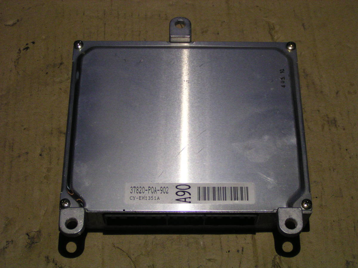 * Accord CD5 ECU engine computer -37820-P0A-902