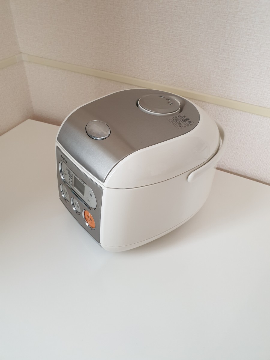 SANYO 三洋　炊飯器　5.5合 ECJ-FS50