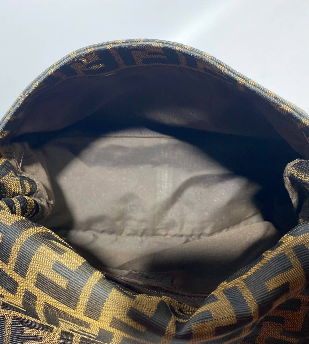 ☆1円スタート☆極美品☆FENDI フェンディ ズッカ柄 マンマバケット