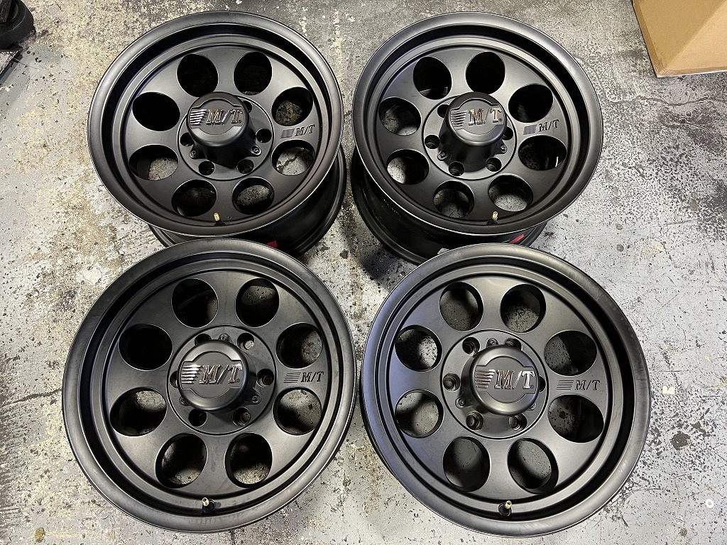 ミッキートンプソン クラシック3 ブラック 16×8.0J ±0 ランクル80 95