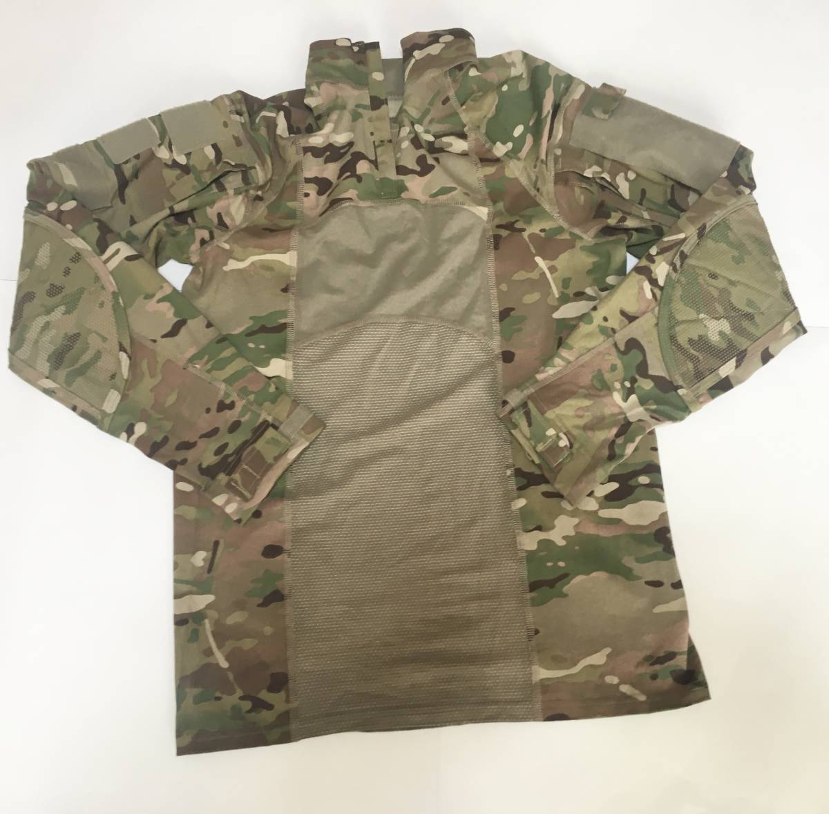 米軍実物 新品 最新型マルチカム コンバットシャツ1/4ジップ Sサイズ_画像1