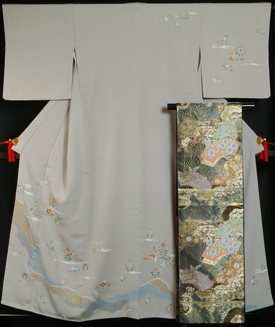特選 反物 着物 未仕立て 本場 大島紬 ラベル 新古品 7マルキ A838-2