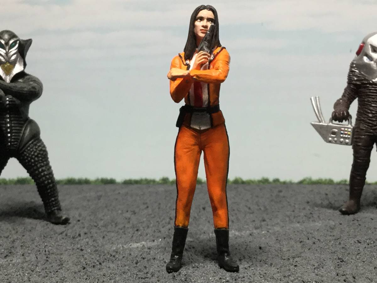 ハセガワ ウルトラメカシリーズ アキコ隊員 (1/24スケールレジン製フィギュア) 完成品