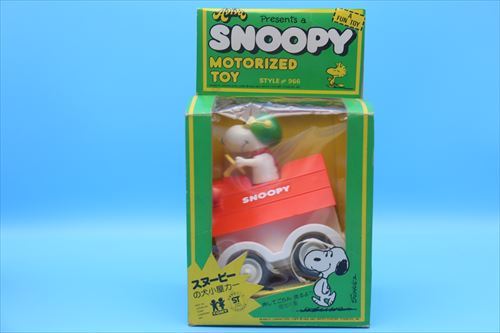 70s Aviva Snoopy Motorized Toy スヌーピー 犬小屋カー トミー版 フライングエース ヴィンテージ 海外正規品