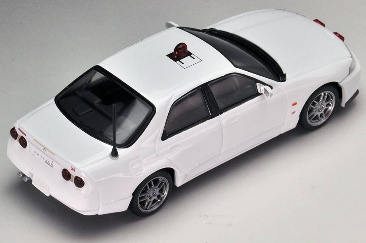 ＜新品＞トミカリミテッドヴィンテージネオ　日産 スカイラインGT-R（R33) オーテックバージョン 覆面パトカー 98年式　白　1/64スケール_画像2