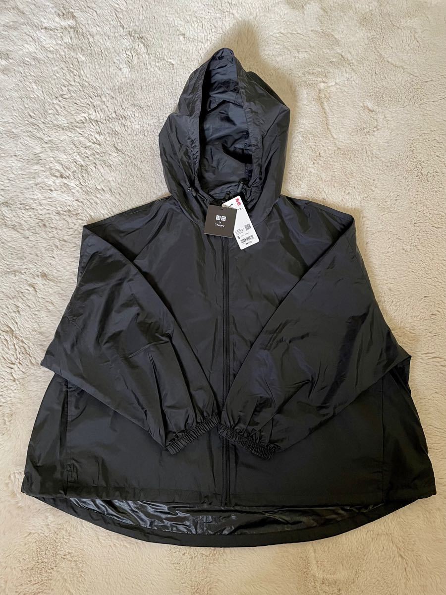 新品未着用】UNIQLO×theory ナイロンパーカーブラックSサイズ 新品未着用】UNIQLO×theory ナイロンパーカーブラックSサイズ