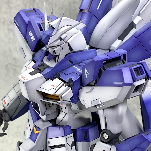 MG Hi-νガンダム 完成品-