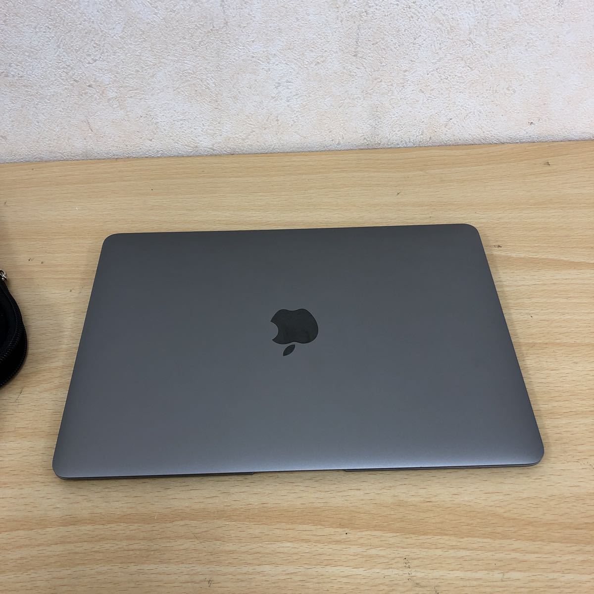 美品 Apple MacBook A1534 ノートパソコン Core m3 8GB 256GB 2016