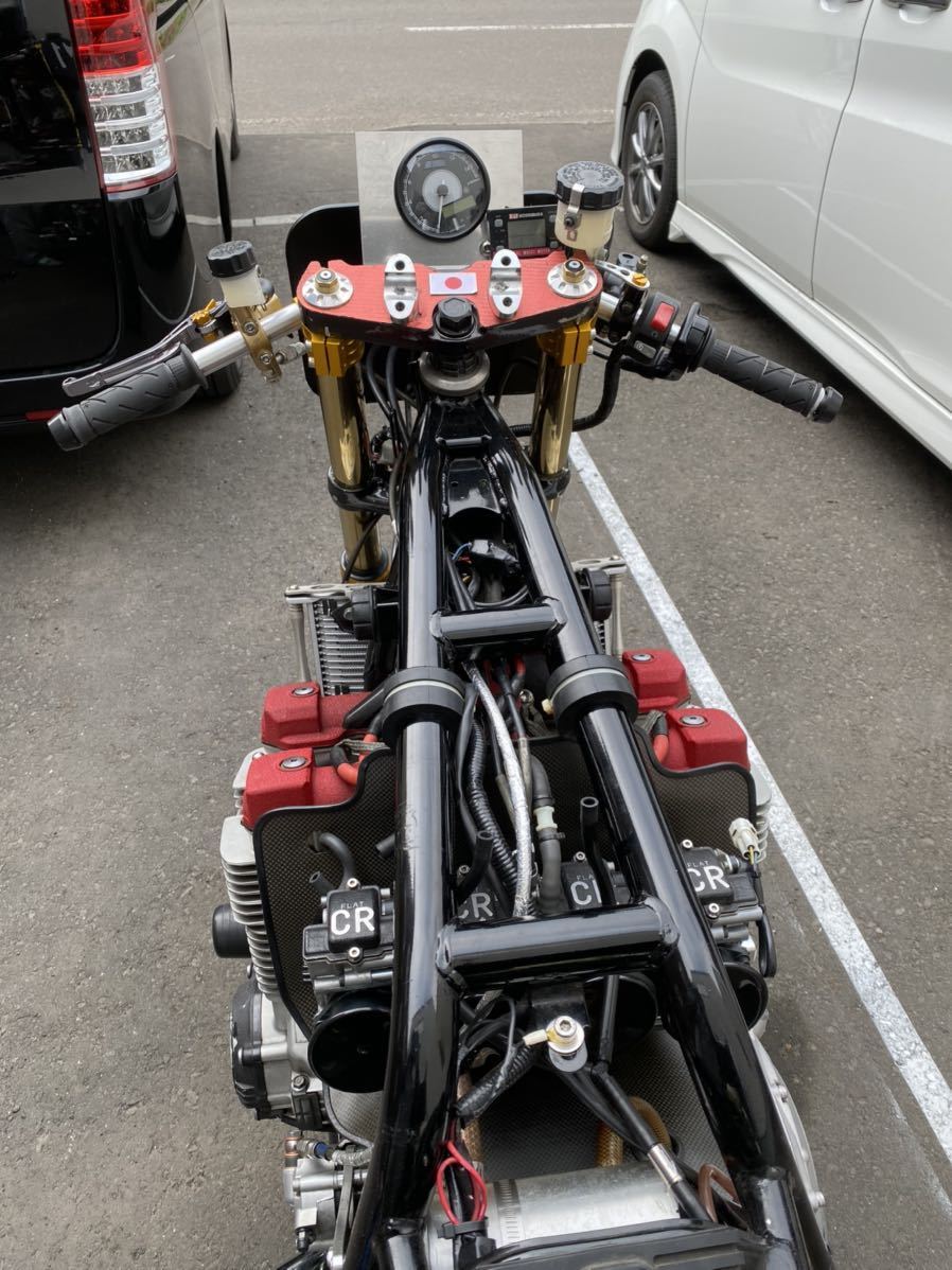 YAMAHA XJR1300 98年式 レーサー 実働 保安部品有 モノサス 転倒 YAMAHA XJR1300 98年式 レーサー 実働 保安部品有 モノサス 転倒