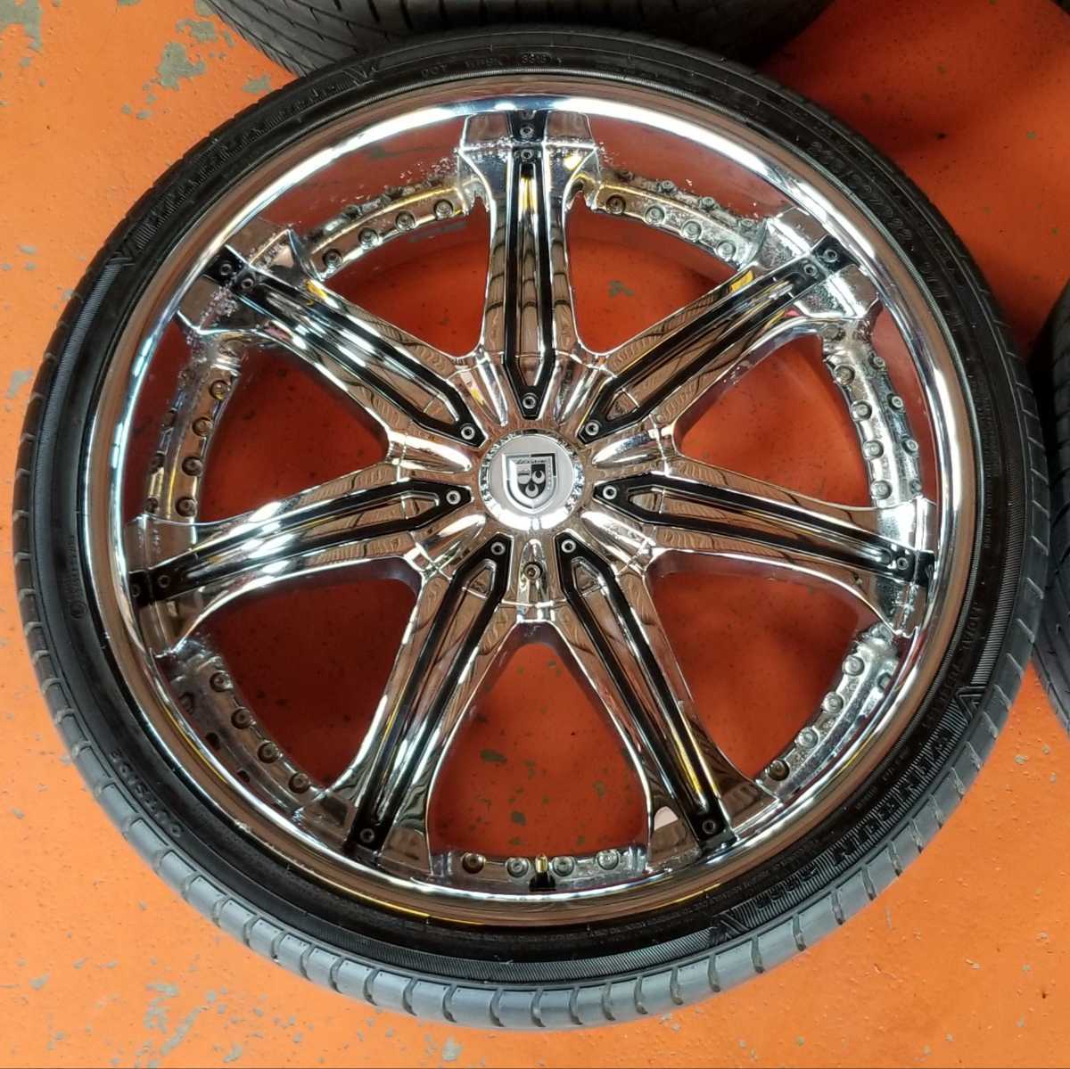 ★中古 激レア クロームメッキ★ LEXANI レグザーニ LX-7 22インチ 265/30R22 ハリアー レクサスＲＸ ヴァンガード アルファード ムラーノ_画像3