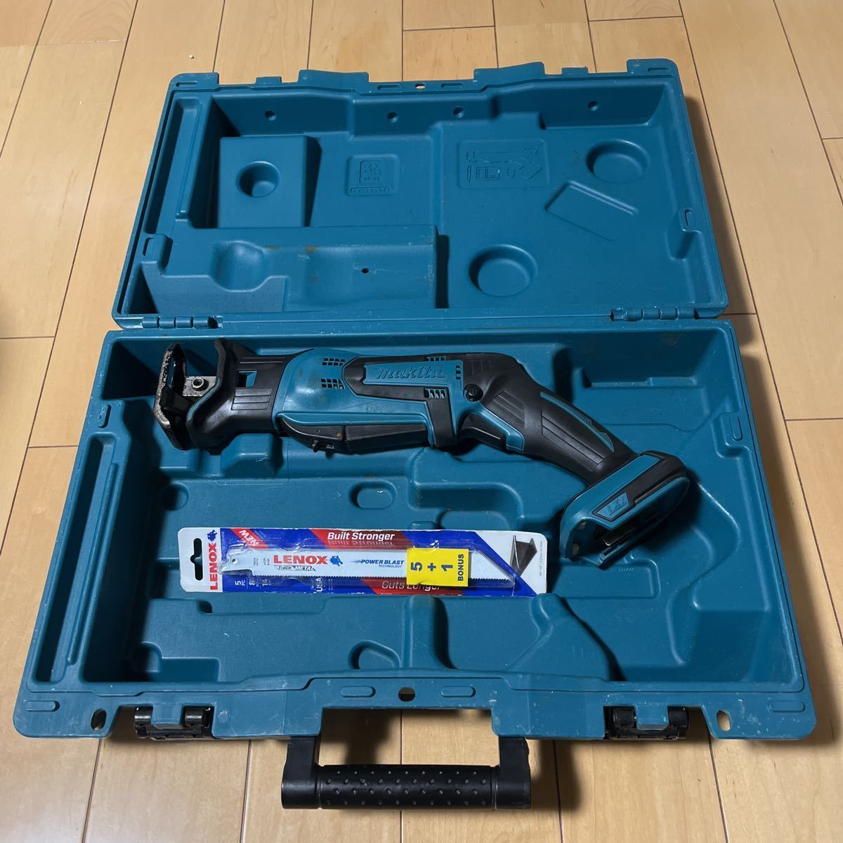 正規通販】【正規通販】マキタ レシプロソー 14.4Vケース、刃付 工具