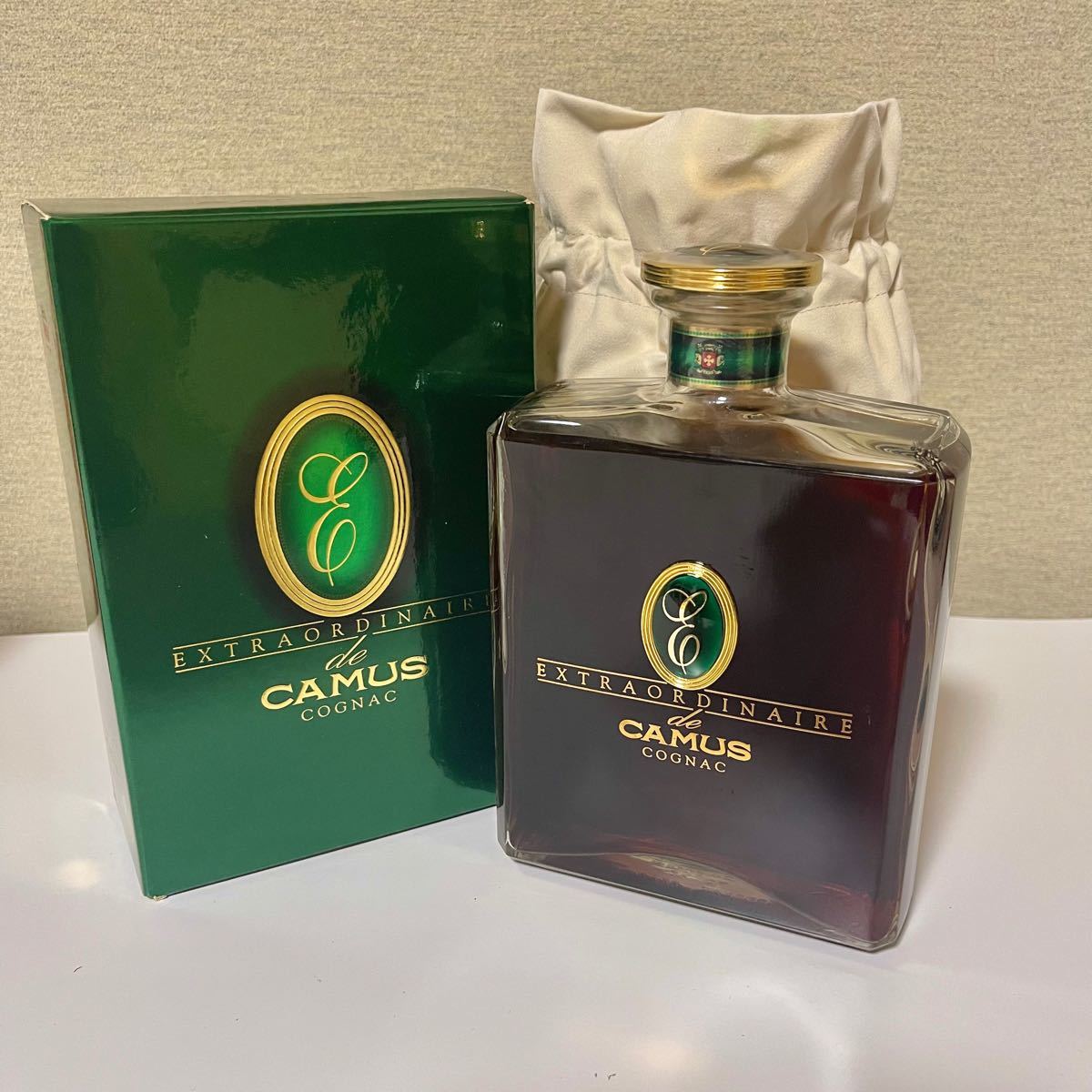 CAMUS EXTRA ORDINAIRE RED 2本〈Cognac〉未開栓