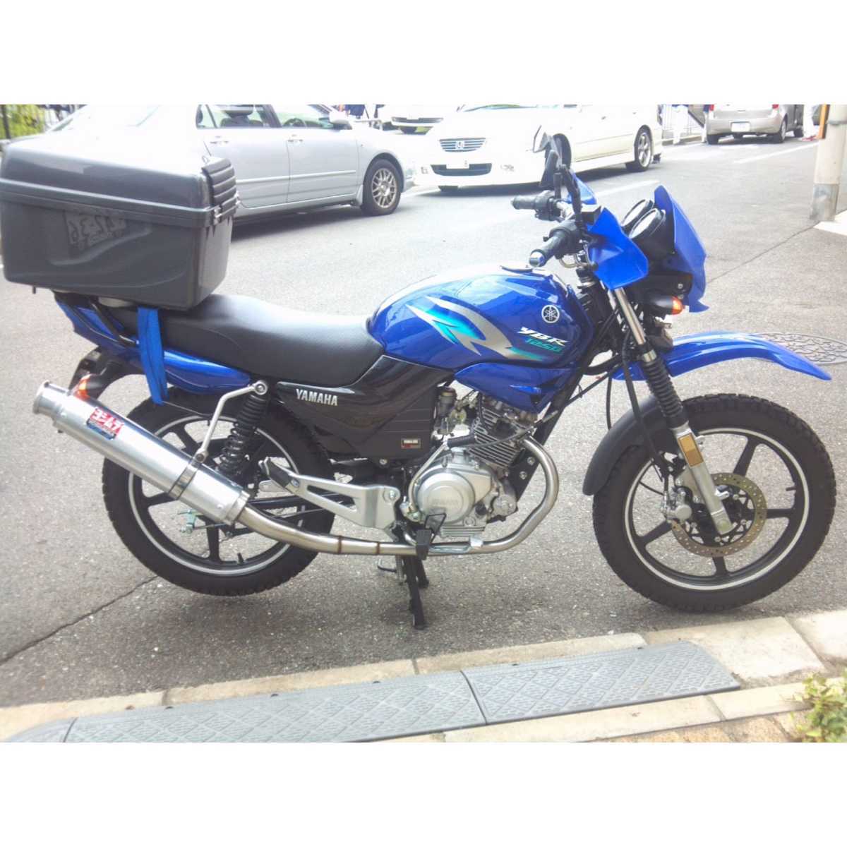 YBR125 ヨシムラ？ マフラー _取り付けイメージです