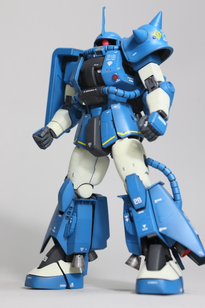 Yahoo!オークション - ＭＧ徹底改修品 1/100 MS-06R-2 ロバート・ギ