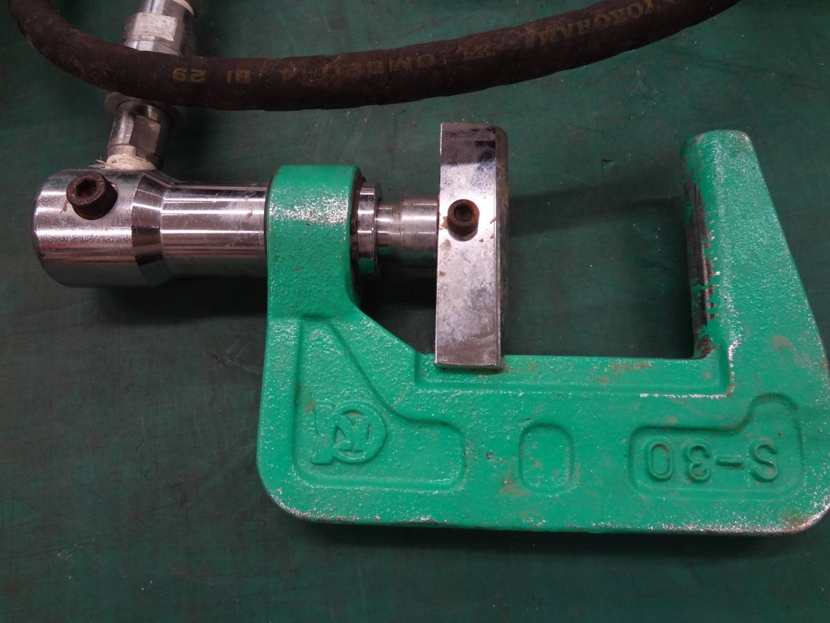 ○亀倉精機 パイプ圧着機 S-30 パイプ断水機 止水機 油圧 水道 ○亀倉精機 パイプ圧着機 S-30 パイプ断水機 止水機 油圧 水道