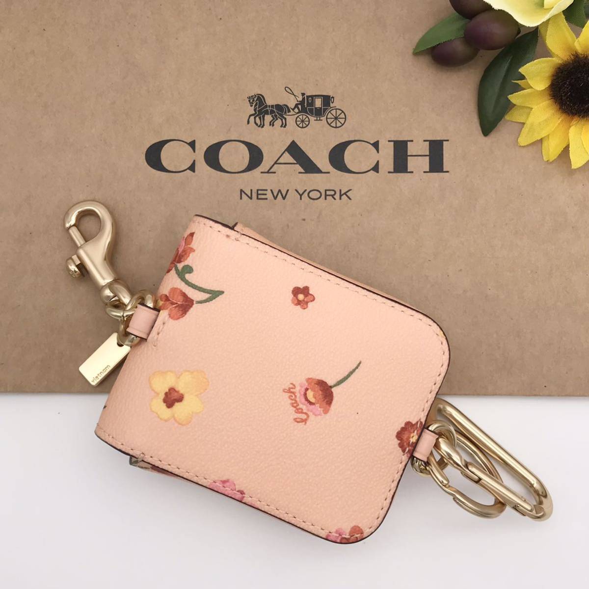 COACH チャーム ★大人気★ アタッチメント ケース チャーム ミスティカル フローラル 新品