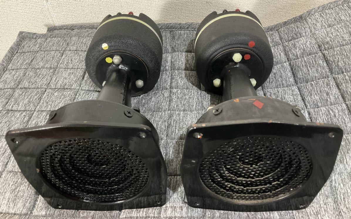 ドライバー JBL 175 8Ω+ 蜂の巣ホーン ペア 音出しOK ドライバー JBL 175 8Ω+ 蜂の巣ホーン ペア 音出しOK