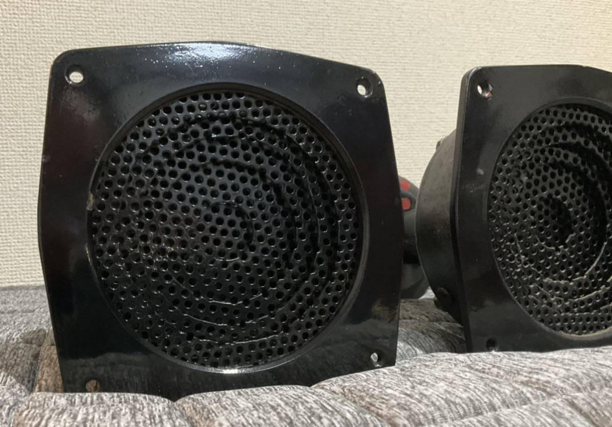 ドライバー JBL 175 8Ω+ 蜂の巣ホーン ペア 音出しOK ドライバー JBL 175 8Ω+ 蜂の巣ホーン ペア 音出しOK