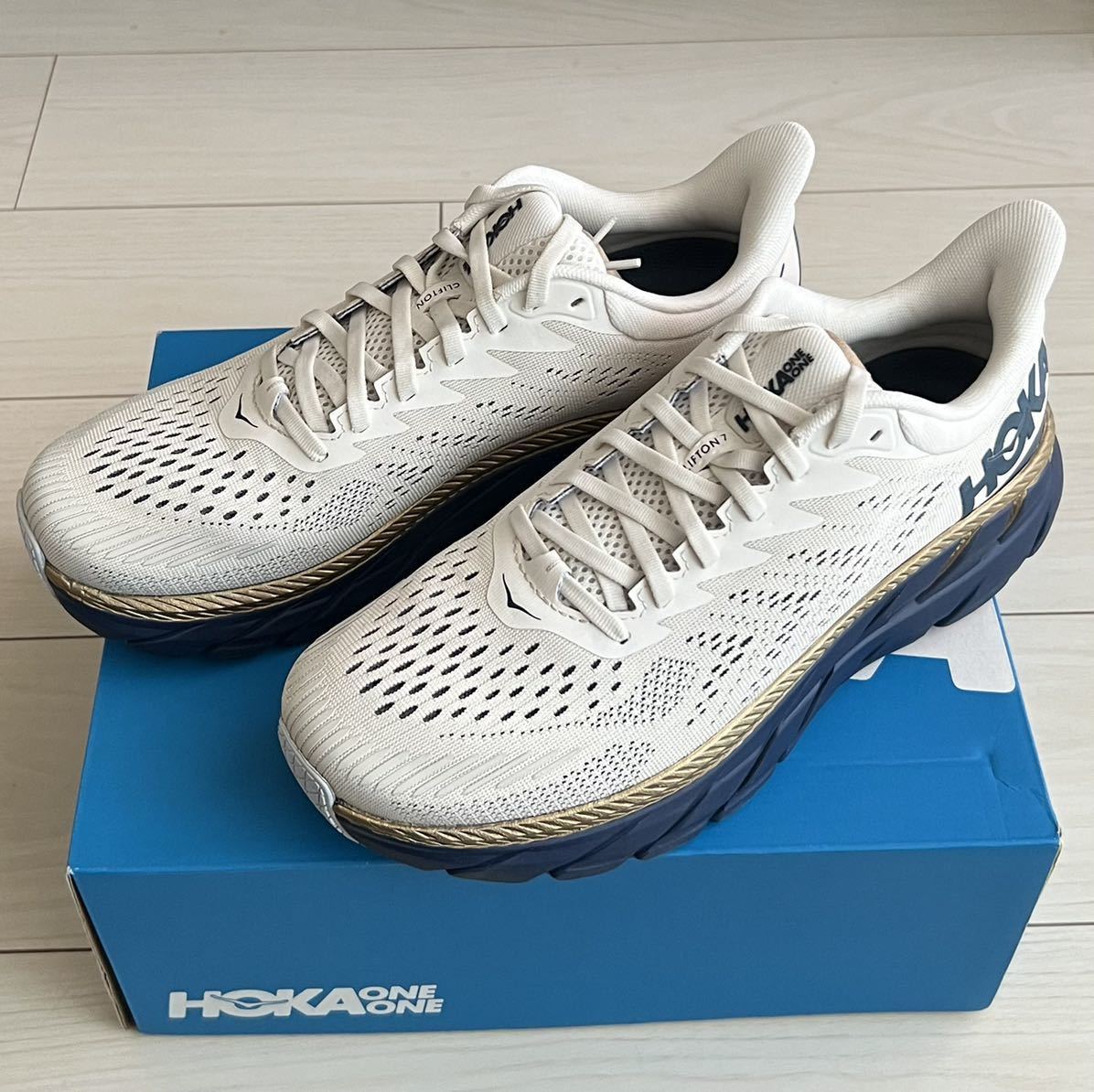 未使用 HOKA ONE ONE ホカオネオネ M CLIFTON 7 クリフトン US10/28.0