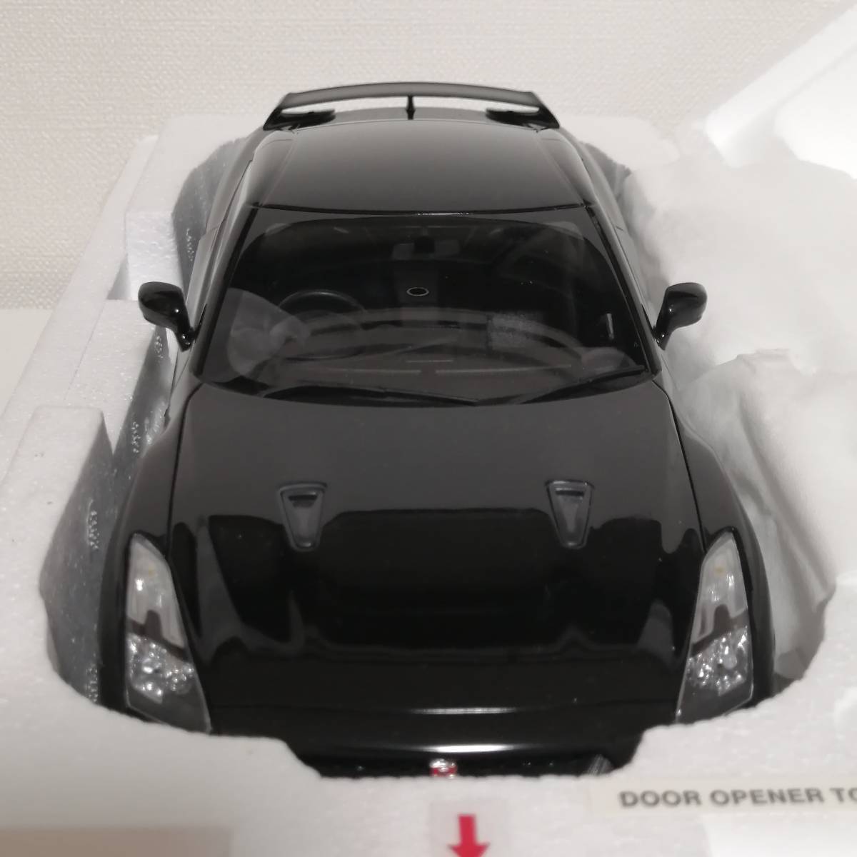 京商 KYOSHO 1/18 NISSAN 日産 GTR BLACK スカイライン ミニカー