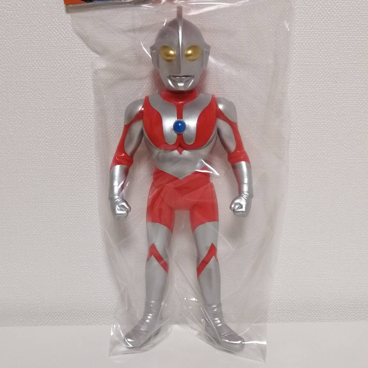 低価人気 ヤフオク! - BULLMARK ブルマァク ソフビ ウルトラマン 50 金... 最新作低価