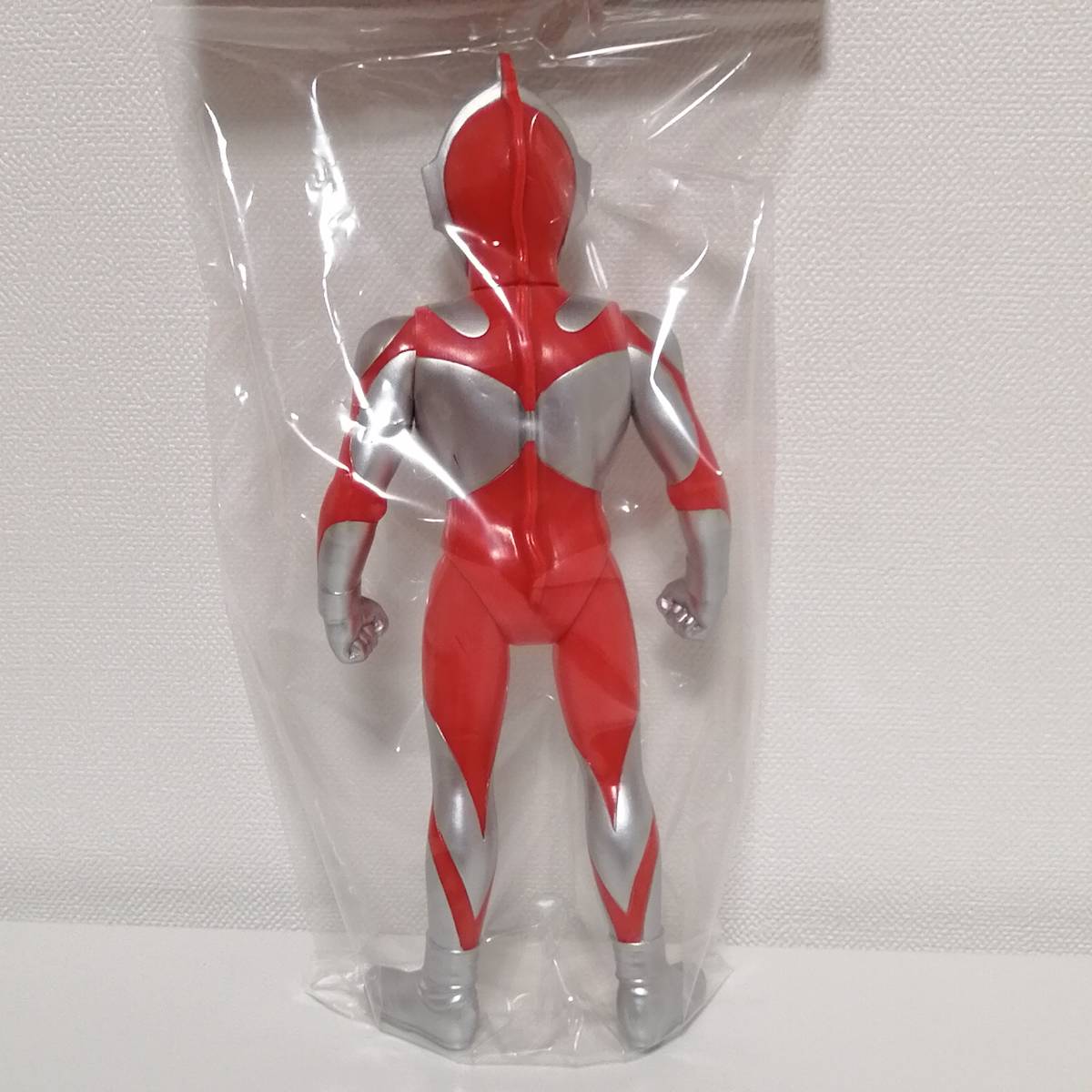 低価人気 ヤフオク! - BULLMARK ブルマァク ソフビ ウルトラマン 50 金... 最新作低価