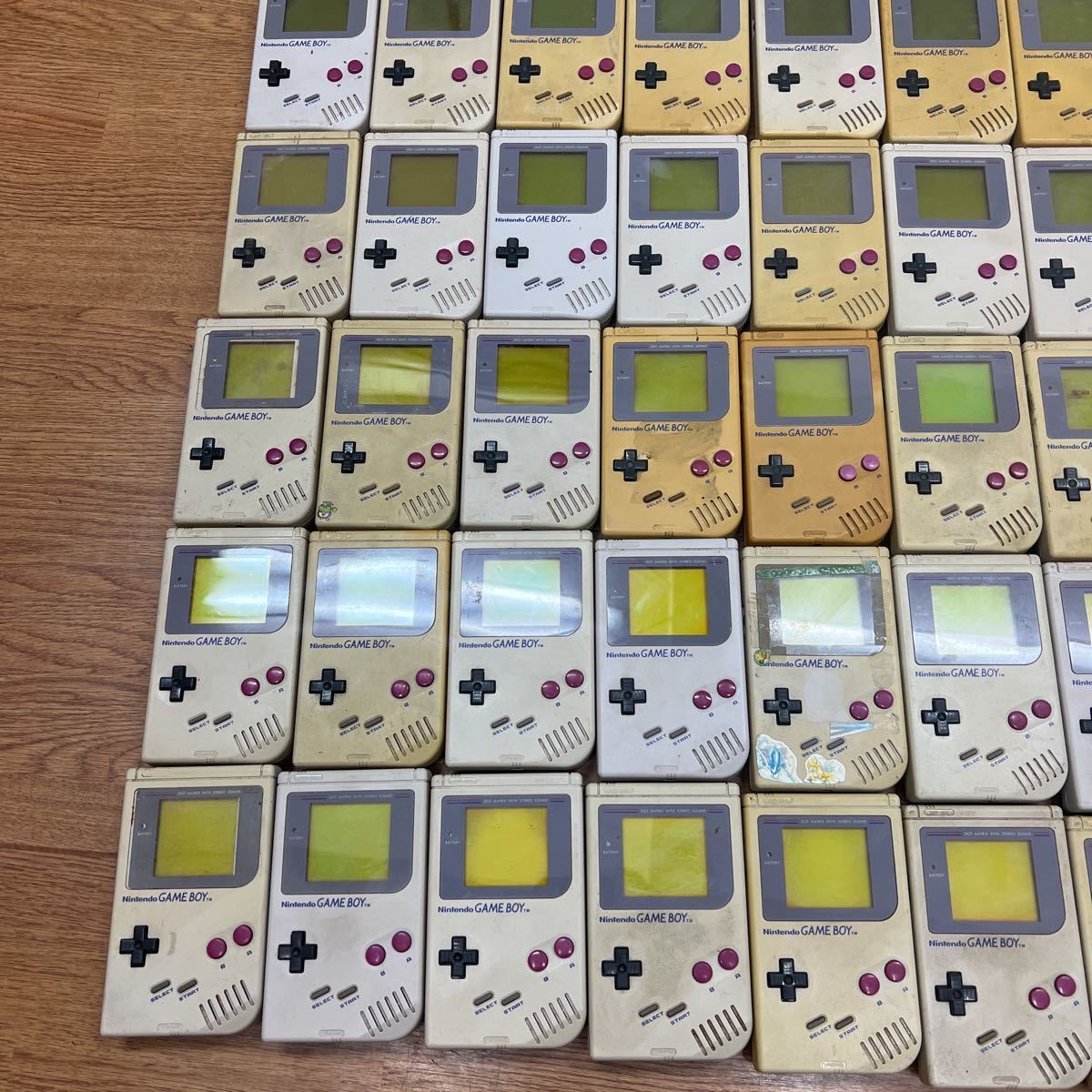初代 GB ゲームボーイ 本体 100台 まとめて DMG-01 大量 セット 全て
