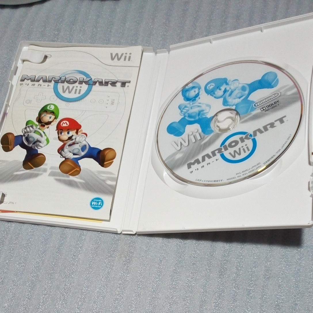 マリオカートWiiソフト　Wiiハンドル2個セット 任天堂