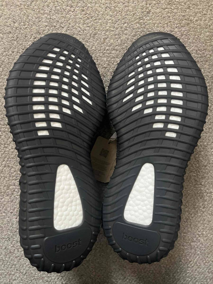 新品☆adidasアディダス☆YEEZY BOOST 350 V2 CMPCT SLATE CARBON