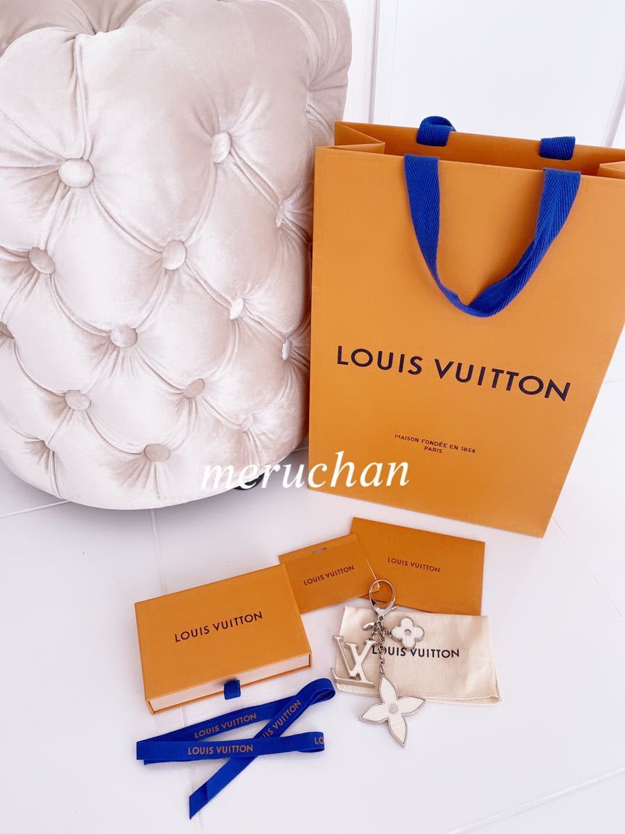 美品】VUITTON ルイヴィトン バッグチャーム キーホルダー キーリング