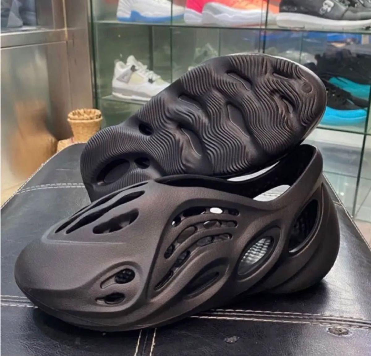てなグッズや adidas adidas アディダス イージー フォームランナー