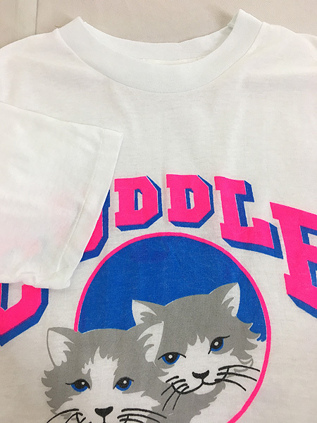  lady's old clothes 80s CUDDLE WITH CARE.. animal beauty . neon color 3 step print T-shirt M old clothes 