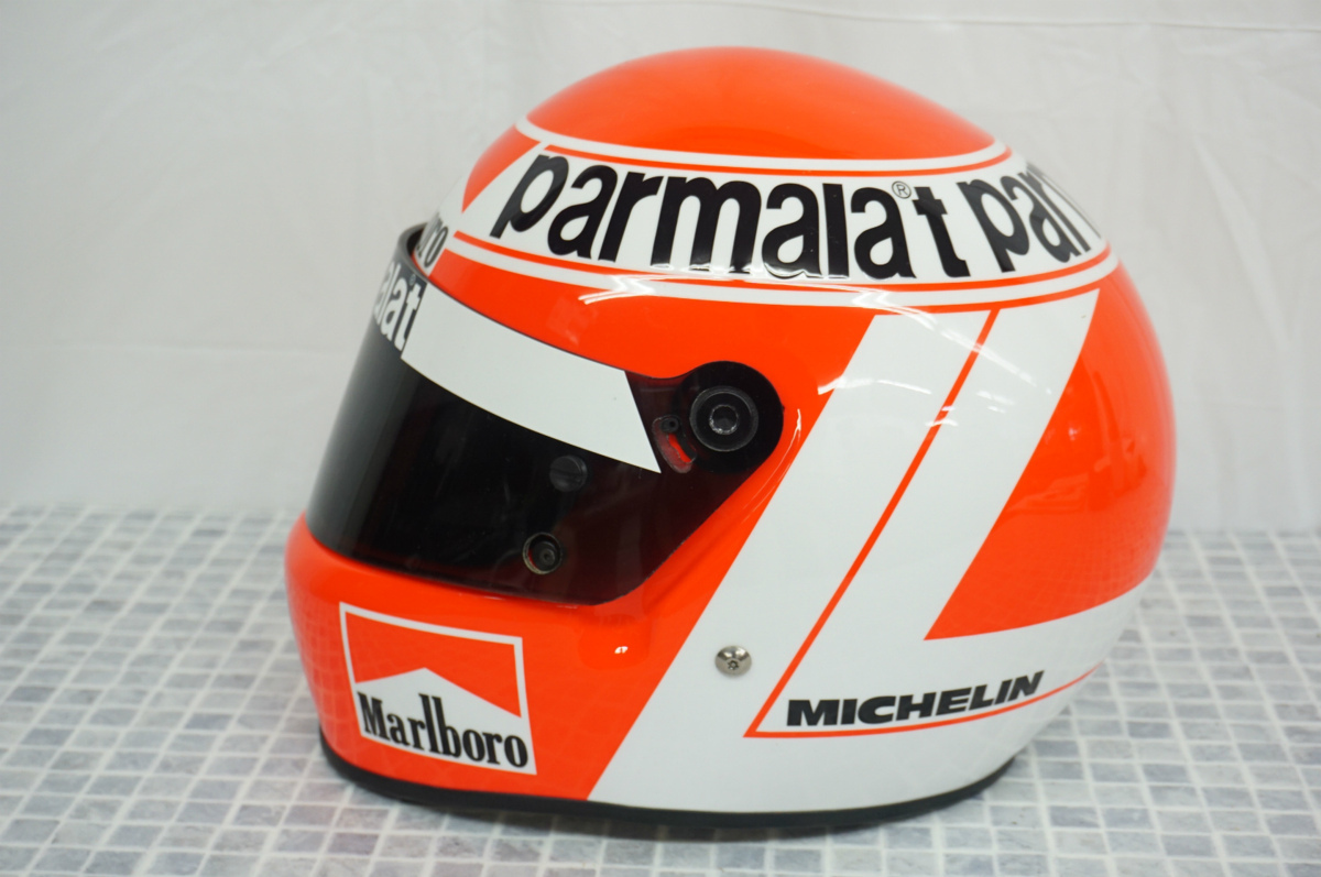 [SK] 希少!! Niki Lauda ニキラウダ parmalat F1 レプリカレーシングヘルメット BOSS Marlboro MICHELIN バック付き □H028212_画像5