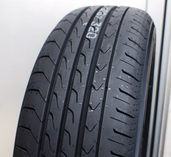 ■ 即日発送 こりゃ安い! 2023年製 ヨコハマ 国産 ブルーアース BluEarth-RV RV03 215/50R17 95V XL 新品4本SET ■【出品=在庫OK!】_RV02の後継