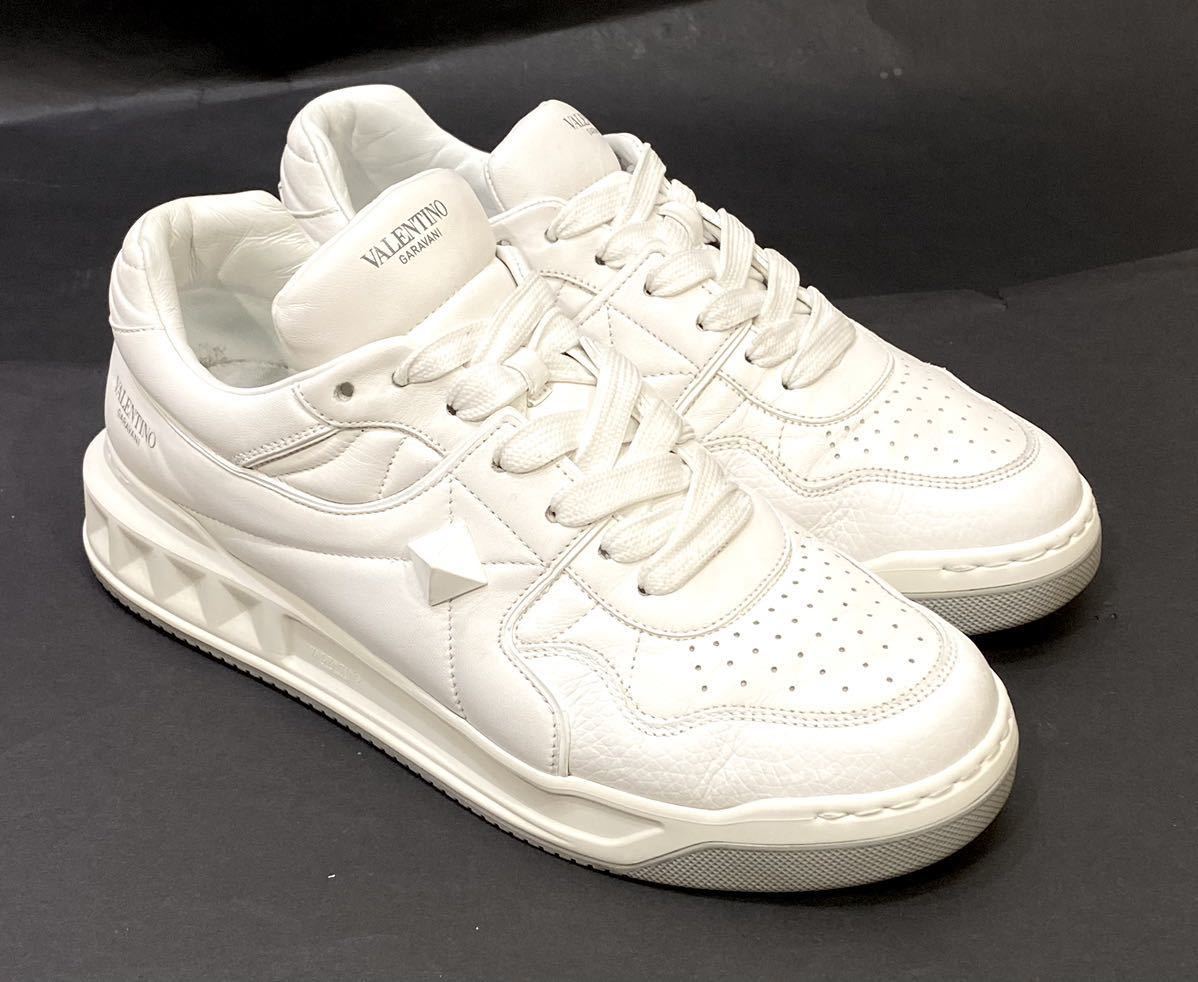 VALENTINO GARAVANI SWE71Y2 メンズ ワンスタッズ レザー VALENTINO GARAVANI SWE71Y2 メンズ ワンスタッズ レザー