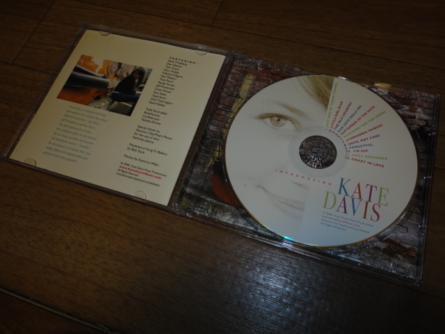 ♪Kate Davis (ケイト・デイヴィス) Introducing Kate Davis♪_画像2