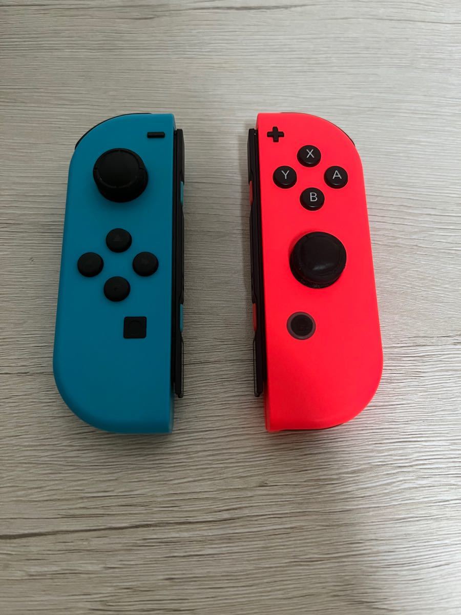 Nintendo Switch Joy-Con(レッド＆ブルー)＋グリップ(ジャンク品)