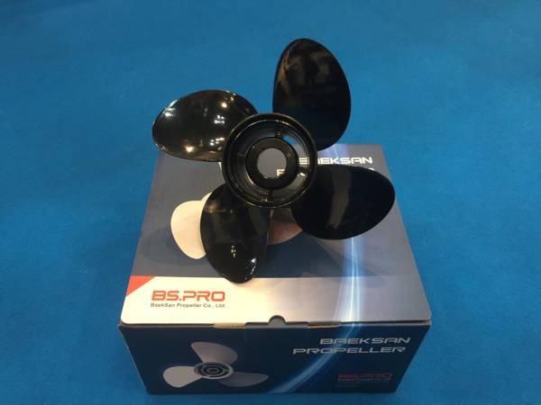 BSプロペラ 4枚プロペラ マークルーザー船内外機用 Alpha One BSプロペラ 4枚プロペラ マークルーザー船内外機用 Alpha One