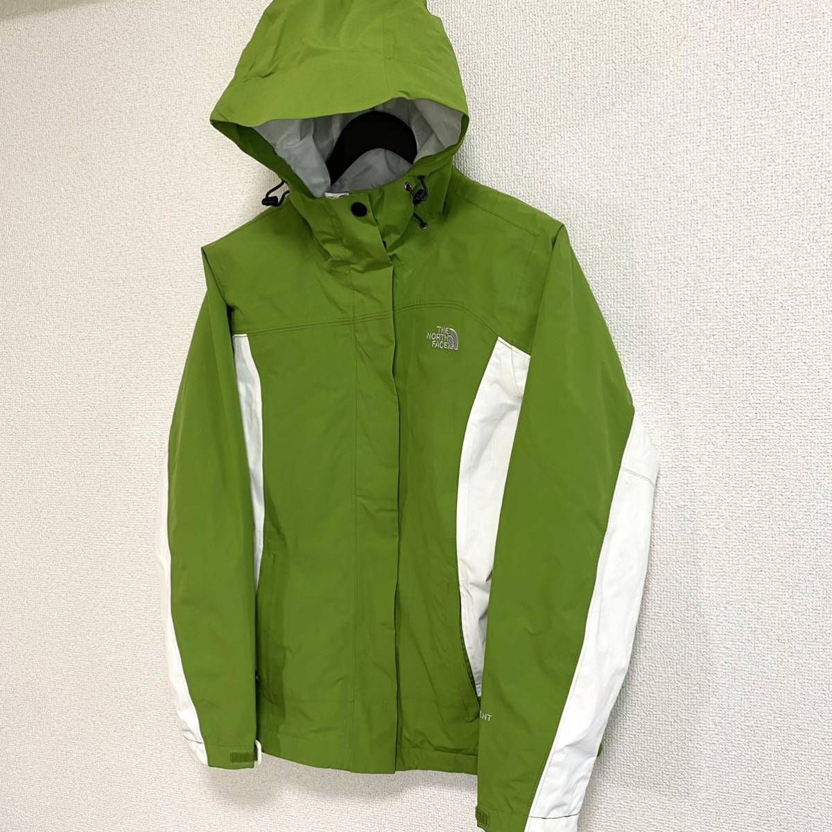 極美品!人気 ノースフェイス マウンテンパーカー レディースXS 透湿防水 THE NORTH FACE ナイロンジャケット ハイベント マウンテンライト_画像6