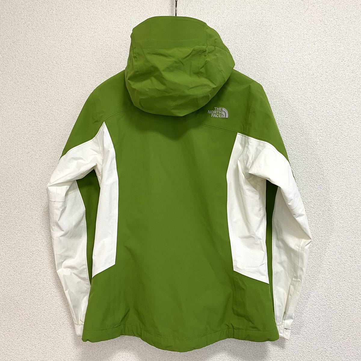 極美品!人気 ノースフェイス マウンテンパーカー レディースXS 透湿防水 THE NORTH FACE ナイロンジャケット ハイベント マウンテンライト_画像7